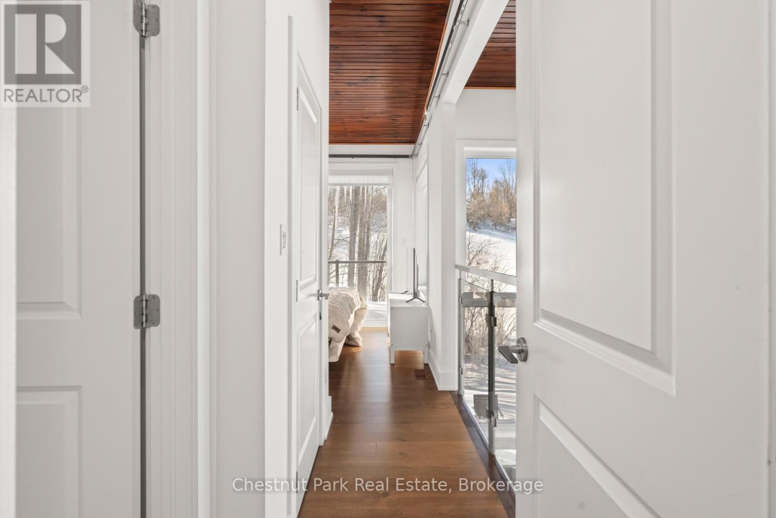 10 CARRICK TRAIL - 19