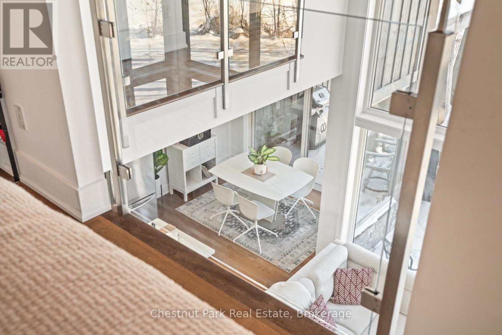 10 CARRICK TRAIL - 31
