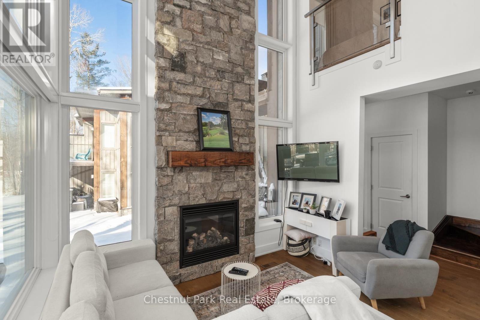 10 CARRICK TRAIL - 7