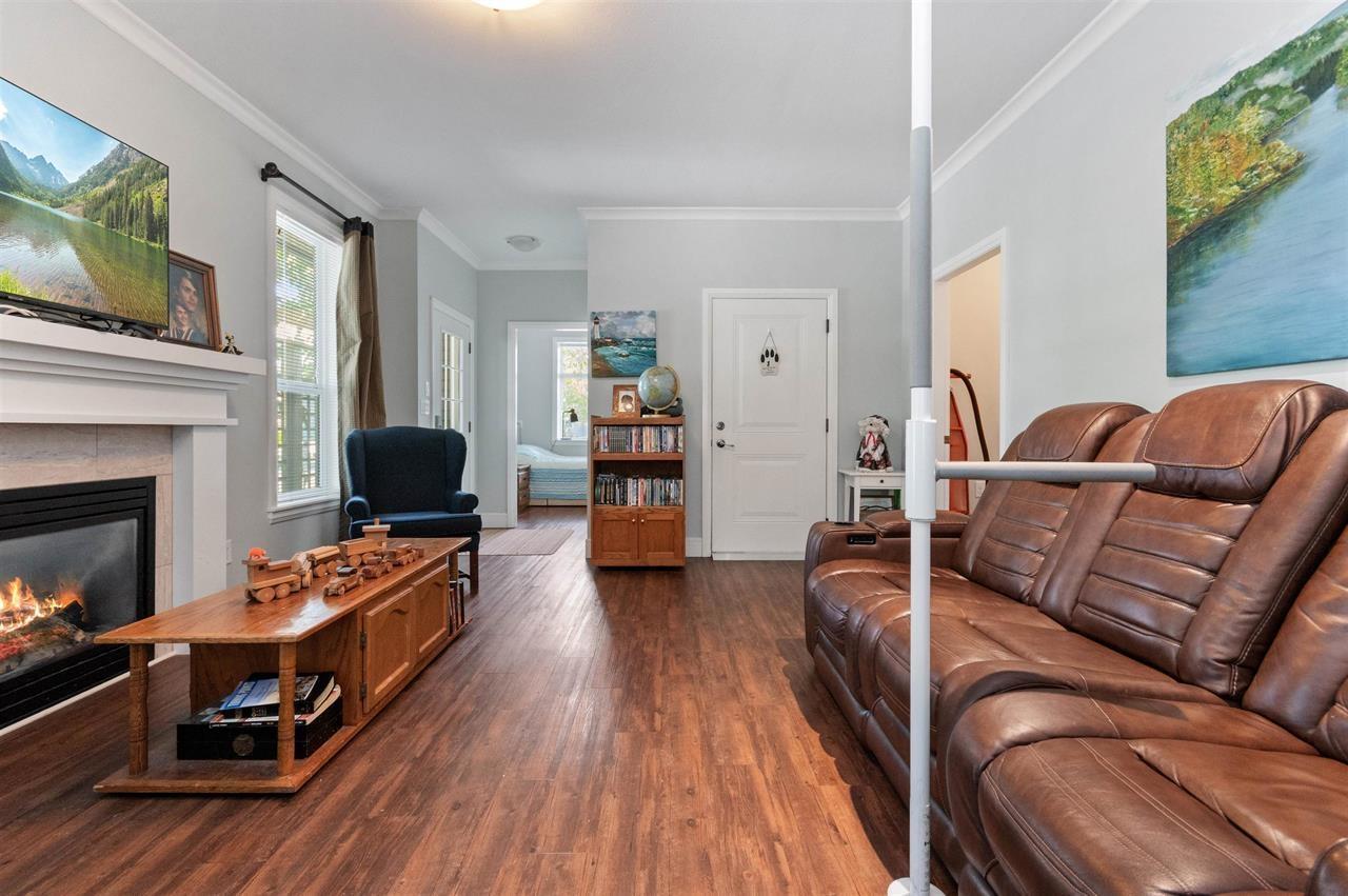 46364 BEDFORD PARKWAY, Sardis South, Chilliwack