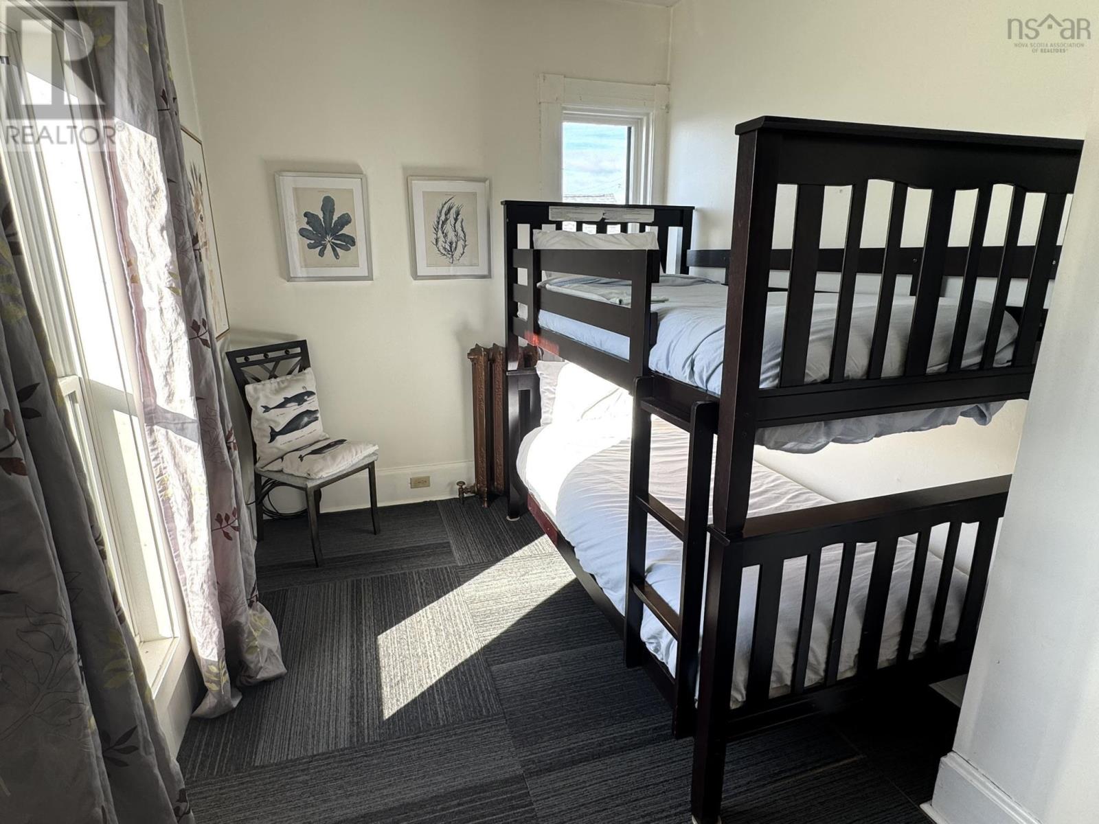 Property 21 of 49 of 190 Main Street