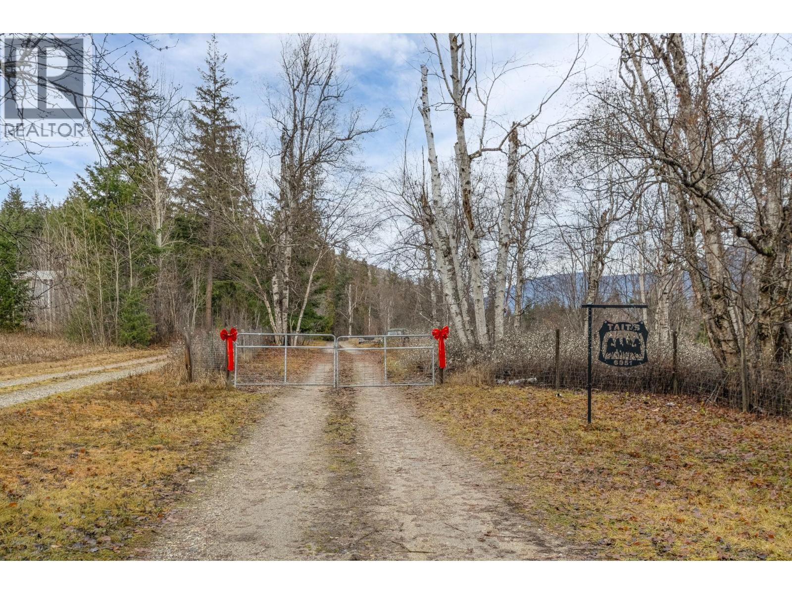 3591 65 Avenue NW, Salmon Arm