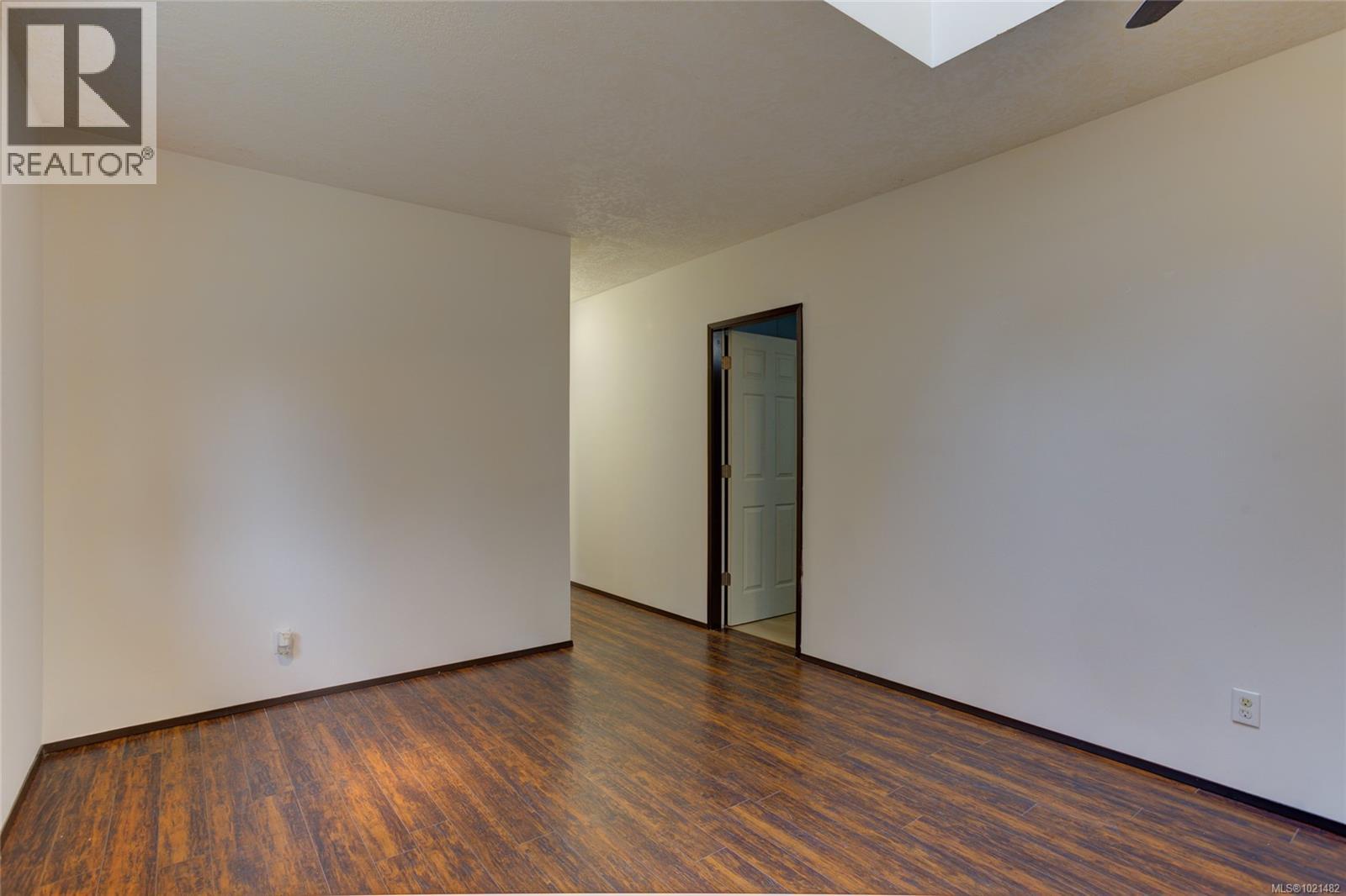 4305 Sunrise Rd, Duncan