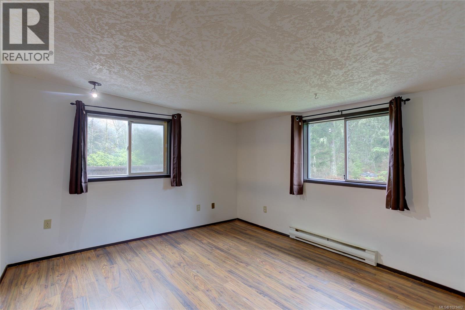 4305 Sunrise Rd, Duncan