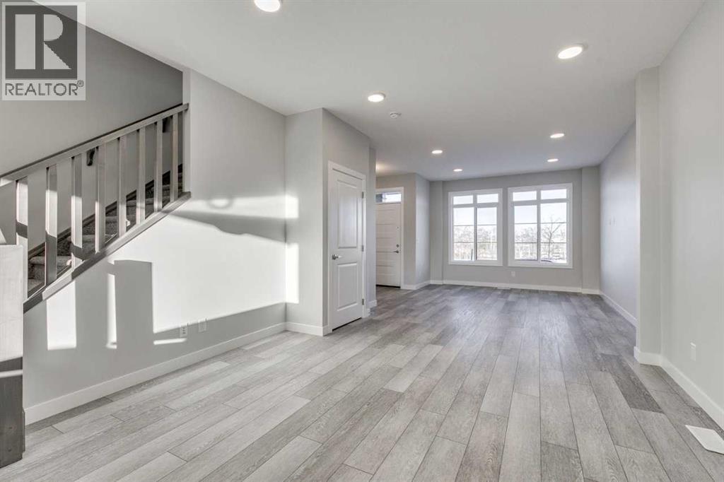 Single Family House for Sale in  Silverton Glen Way SW Silverado Calgary 