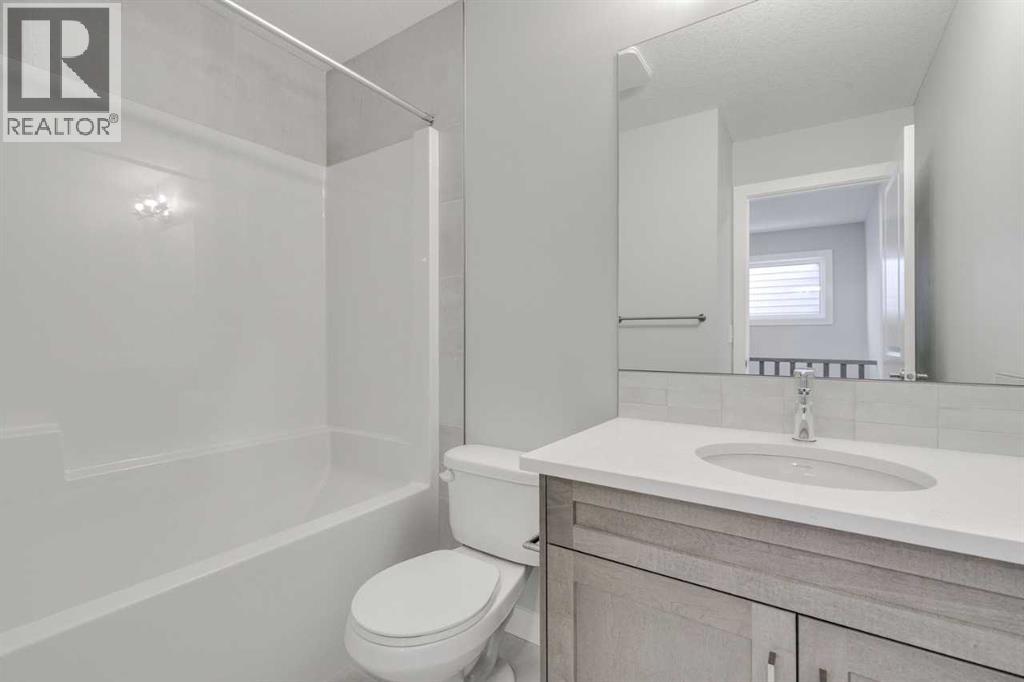 Single Family House for Sale in  Silverton Glen Way SW Silverado Calgary 