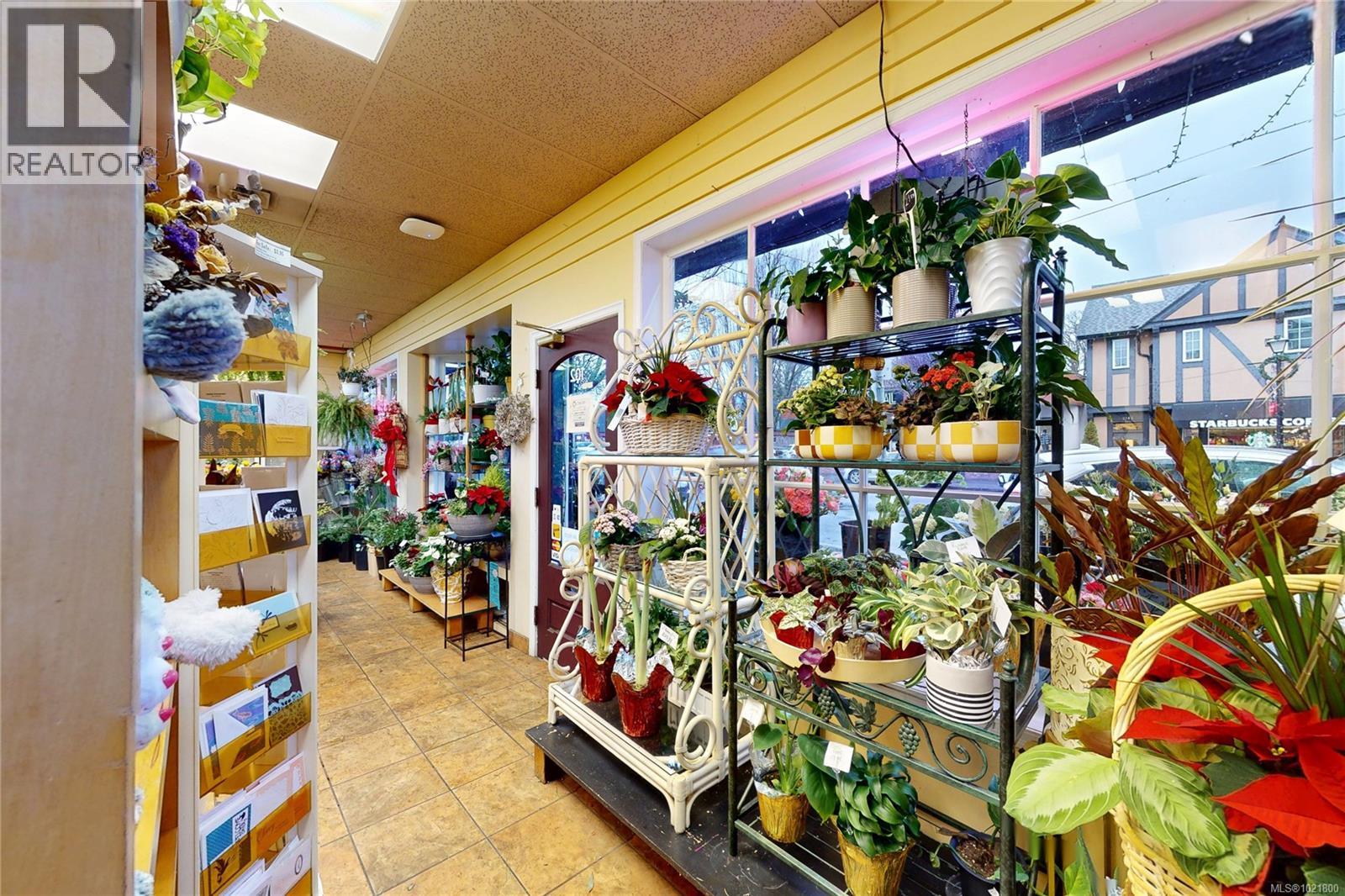 102 2187 Oak Bay Ave, Oak Bay
