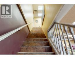 102 2187 Oak Bay Ave, Oak Bay, BC V8R1G1 Photo 34