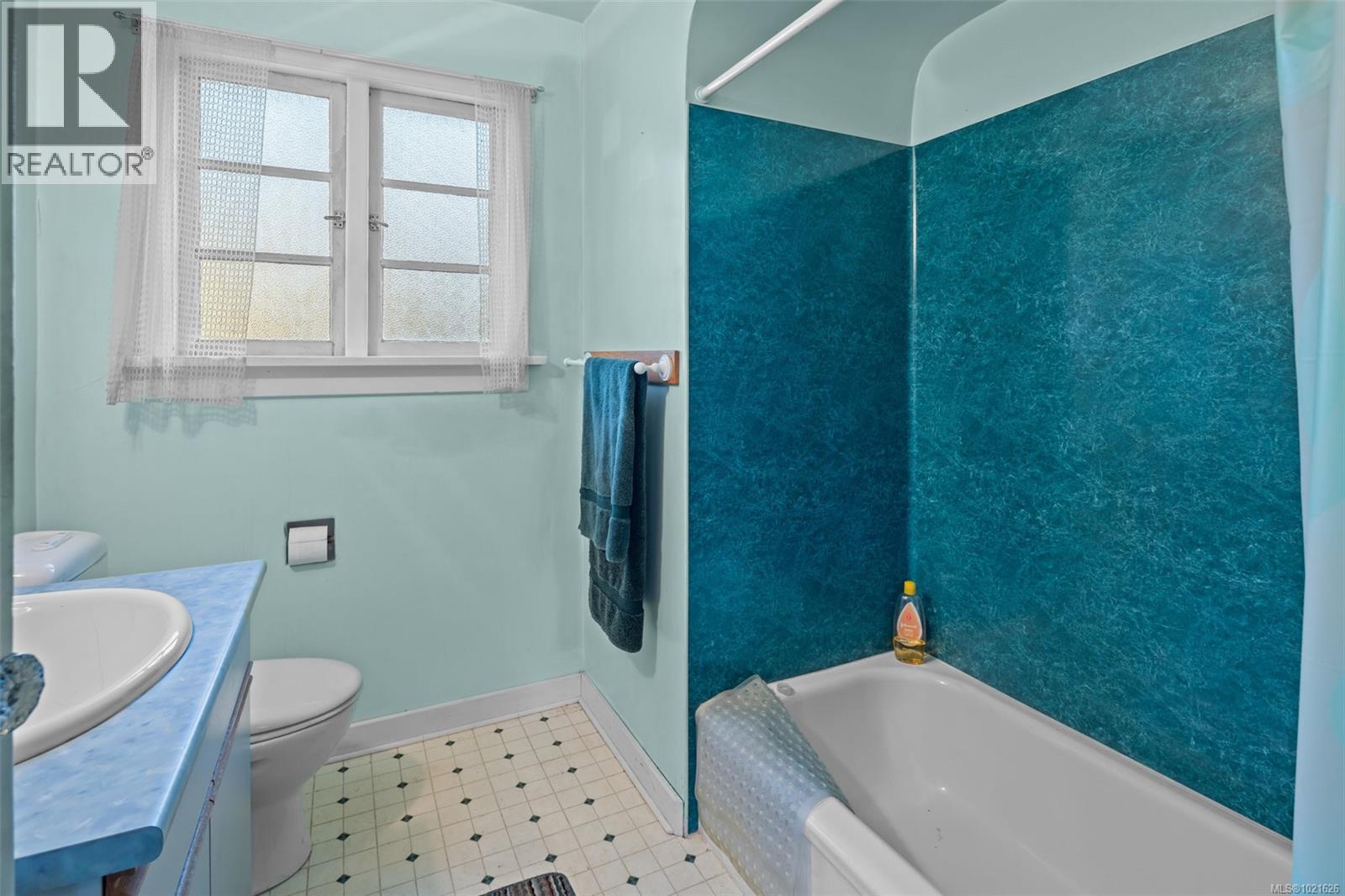 533 View Royal Ave, View Royal