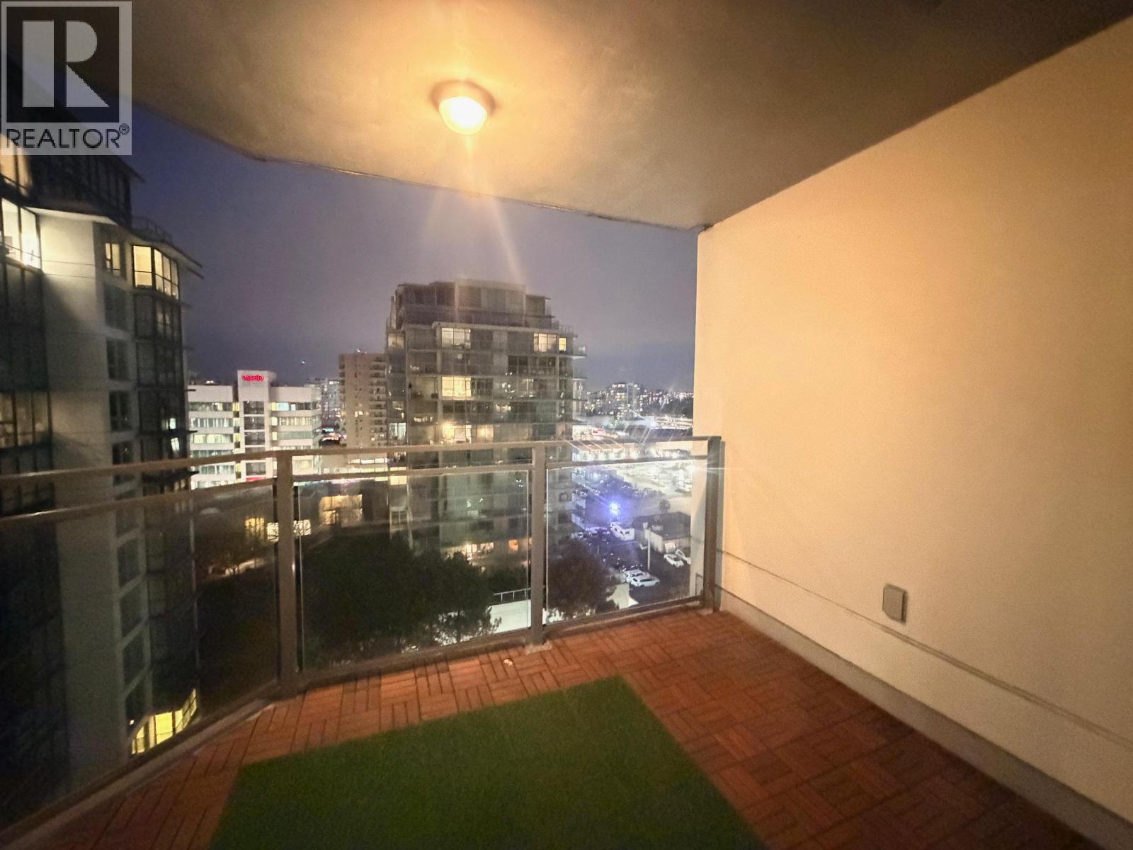 #1512-8033 SABA Road, Richmond