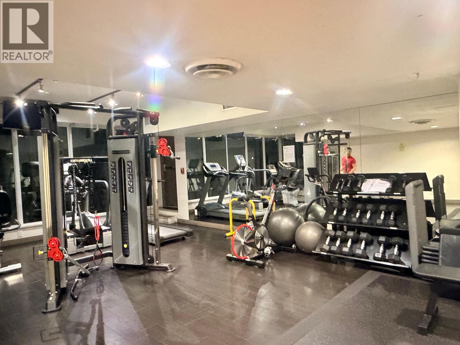 #1512-8033 SABA Road, Richmond