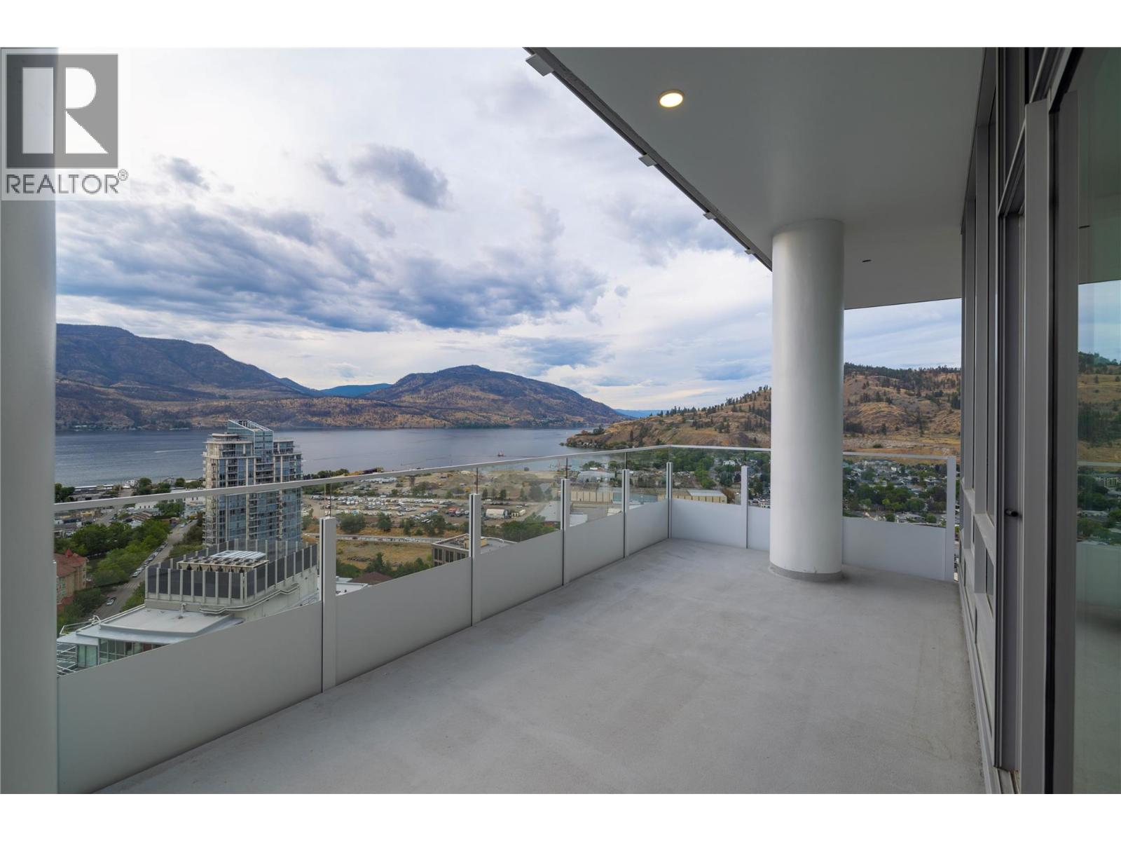 2803 1181 Sunset Drive, Kelowna