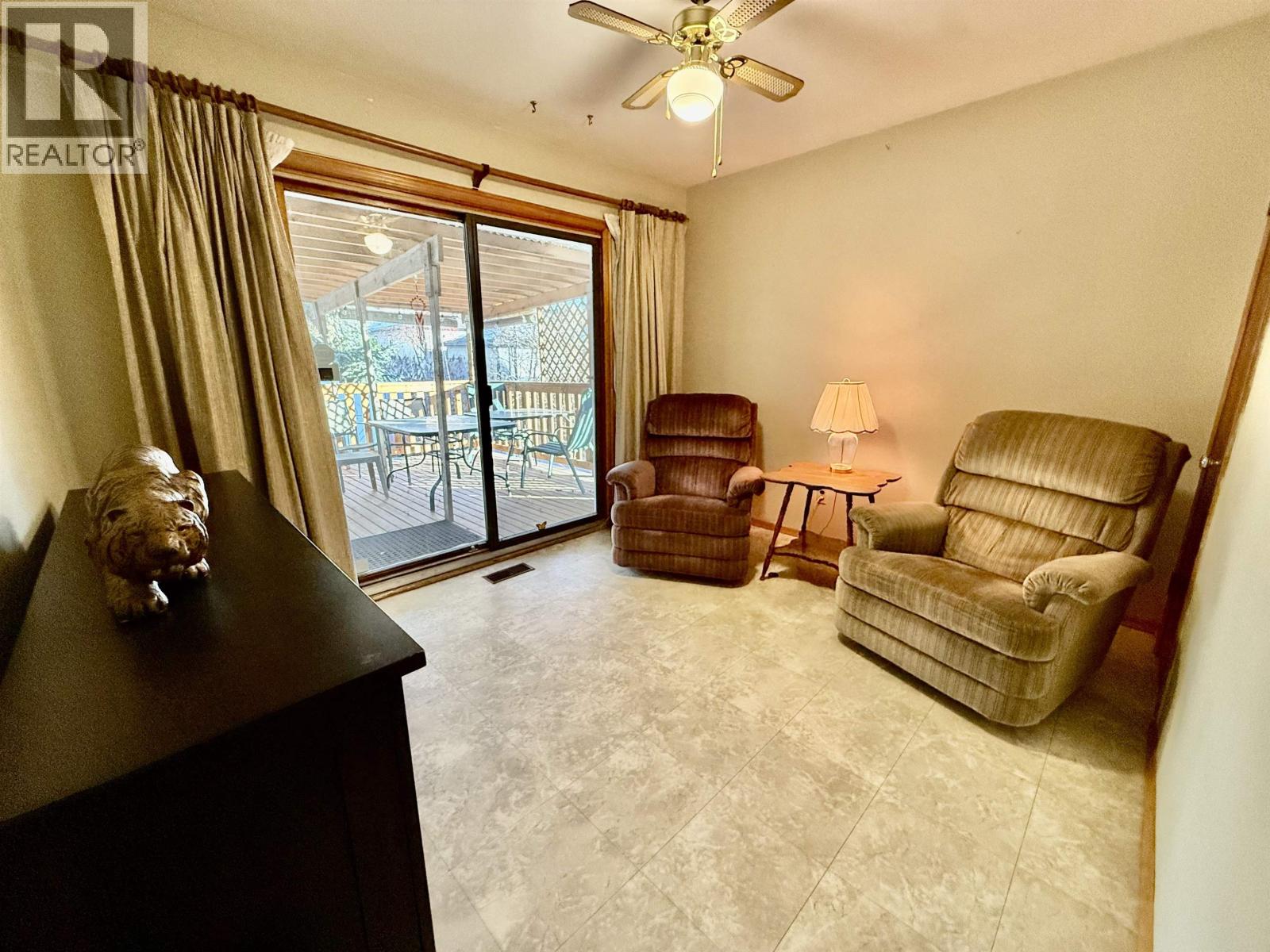 1676 7TH AVENUE, Prince George