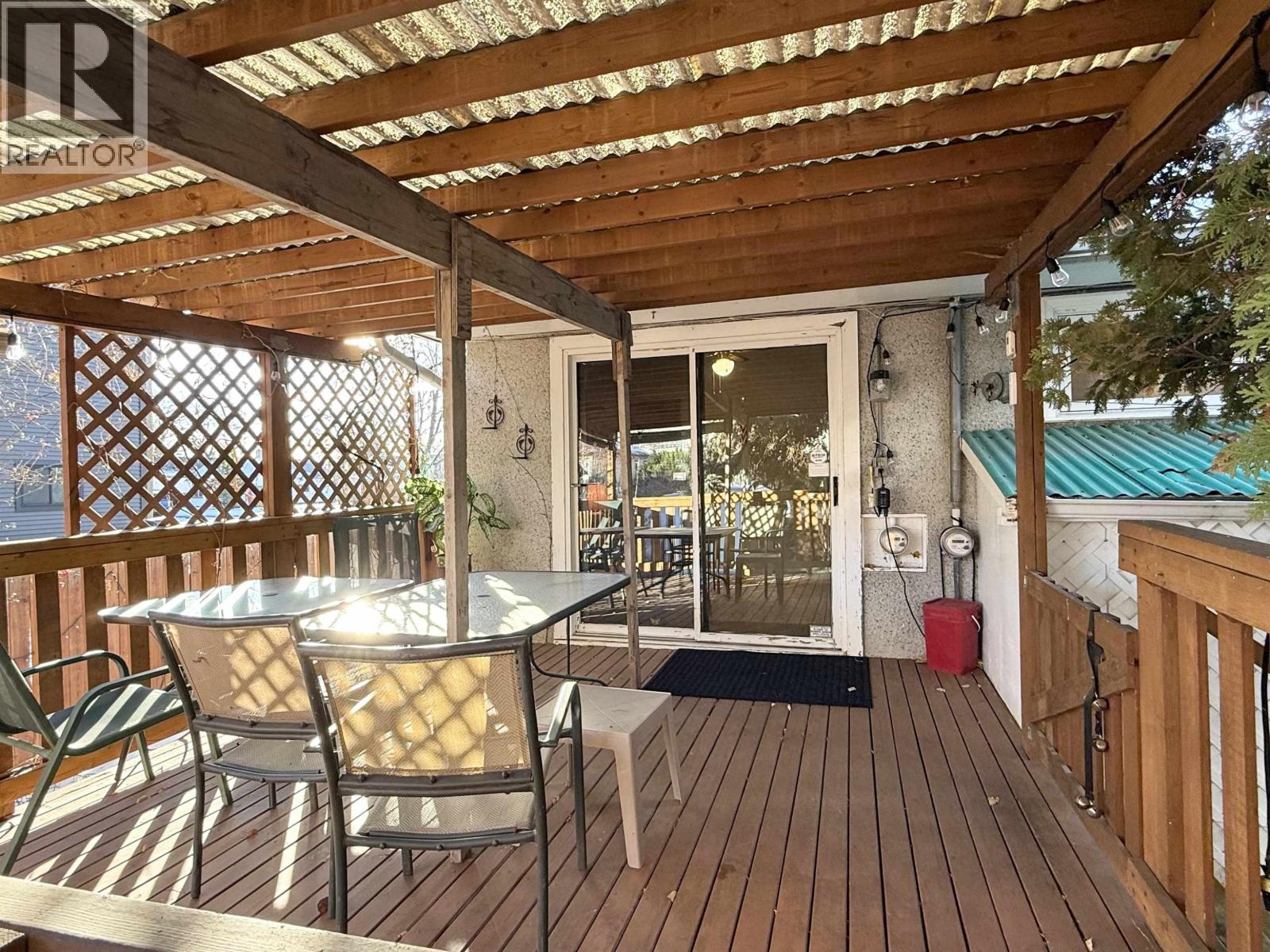 1676 7TH AVENUE, Prince George