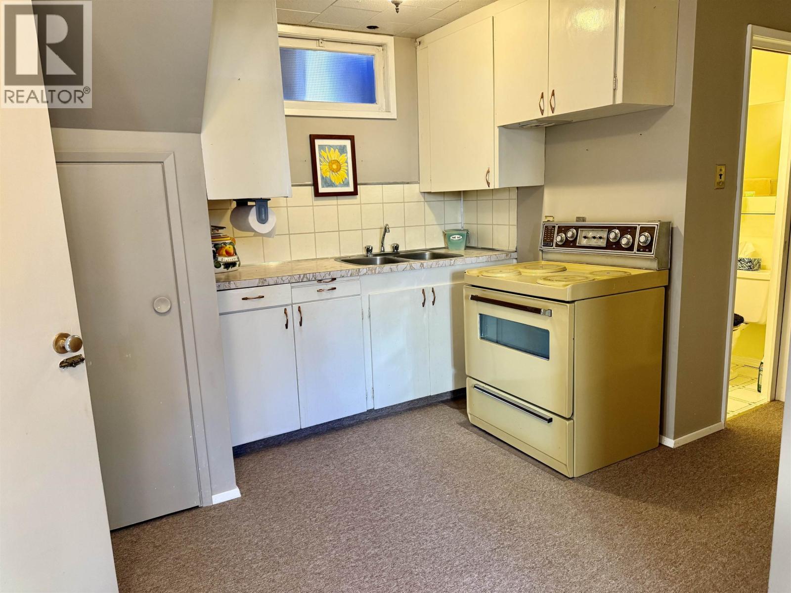 1676 7TH AVENUE, Prince George