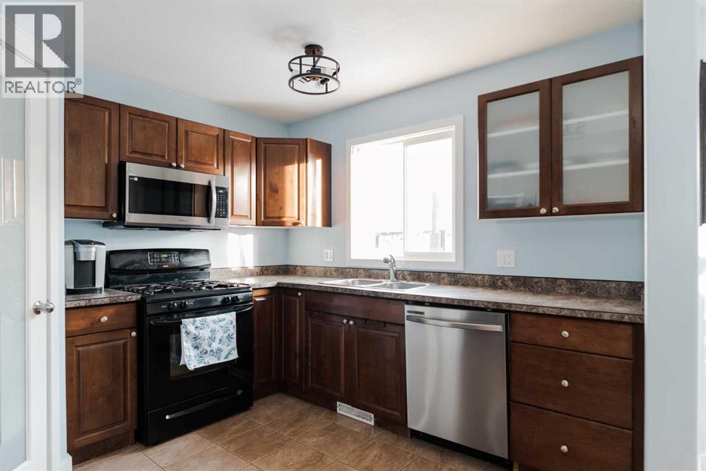 129 Honeysuckle Way, Fort McMurray