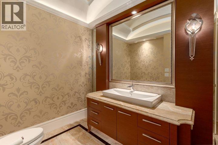 1167 EYREMOUNT DRIVE, West Vancouver