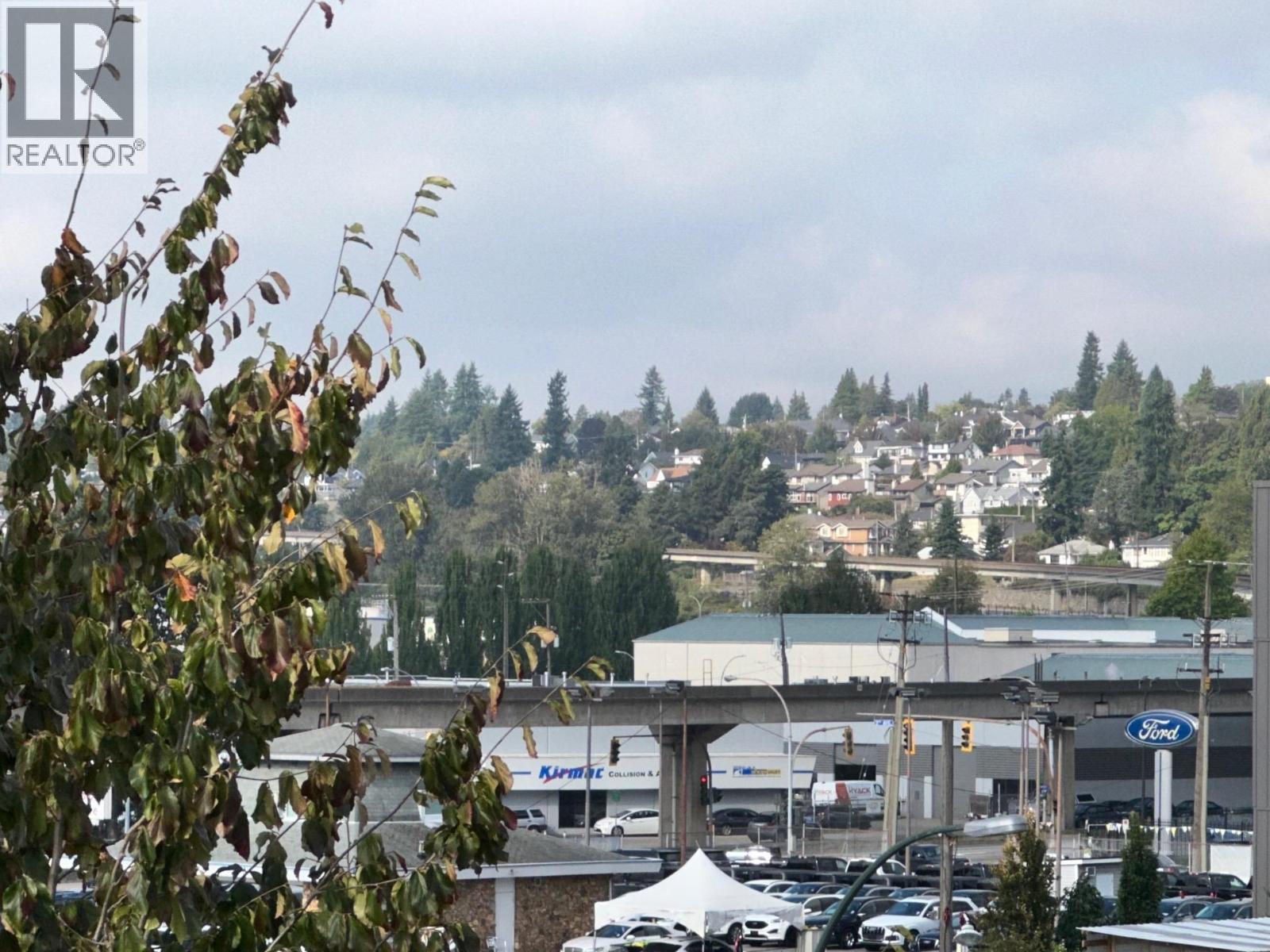 402 211 TWELFTH STREET, New Westminster