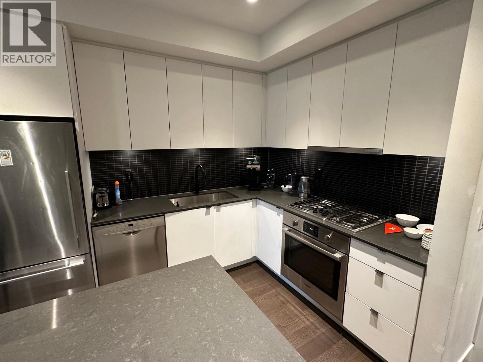 406 83 MOODY STREET, Port Moody