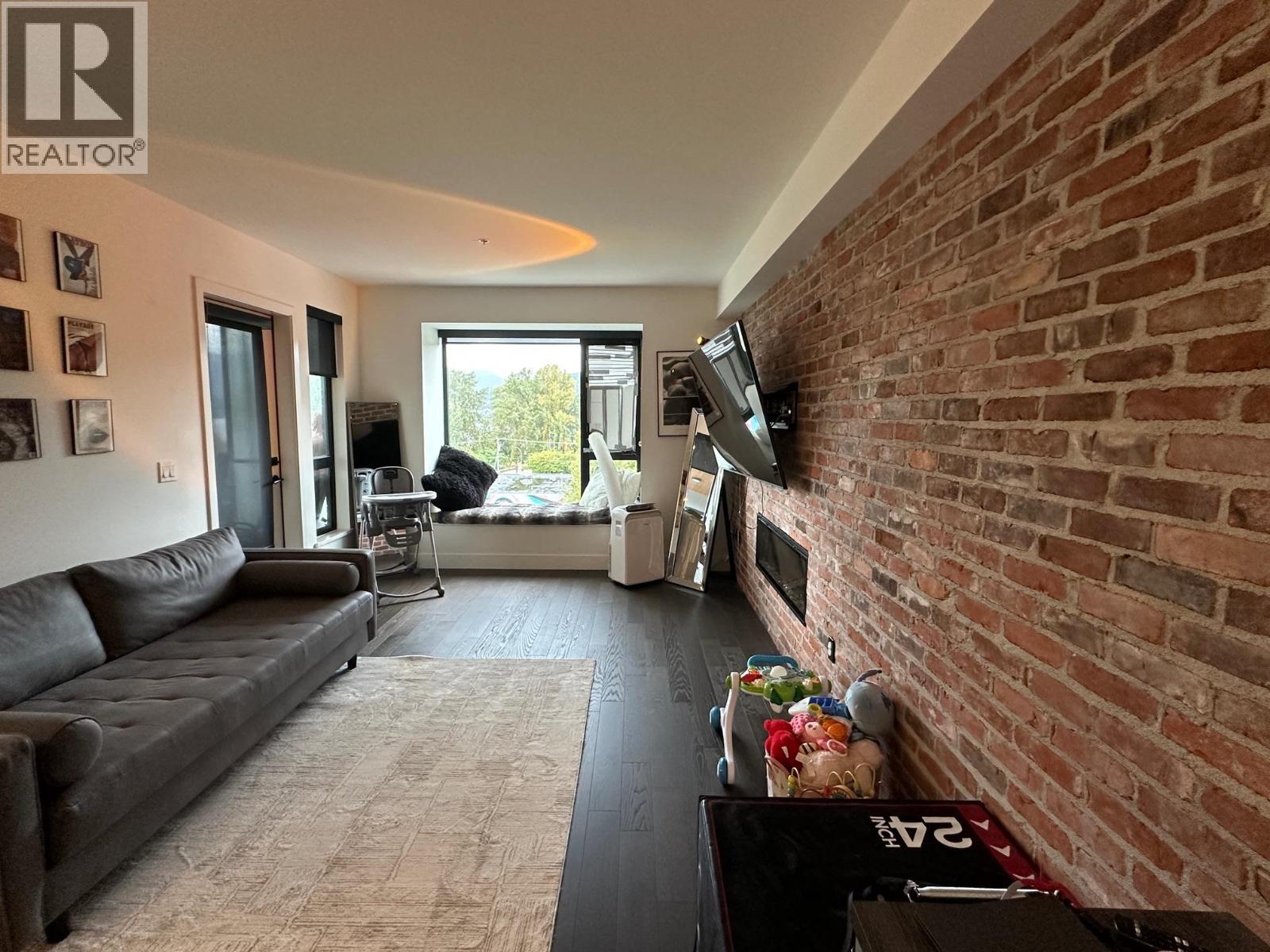 406 83 MOODY STREET, Port Moody