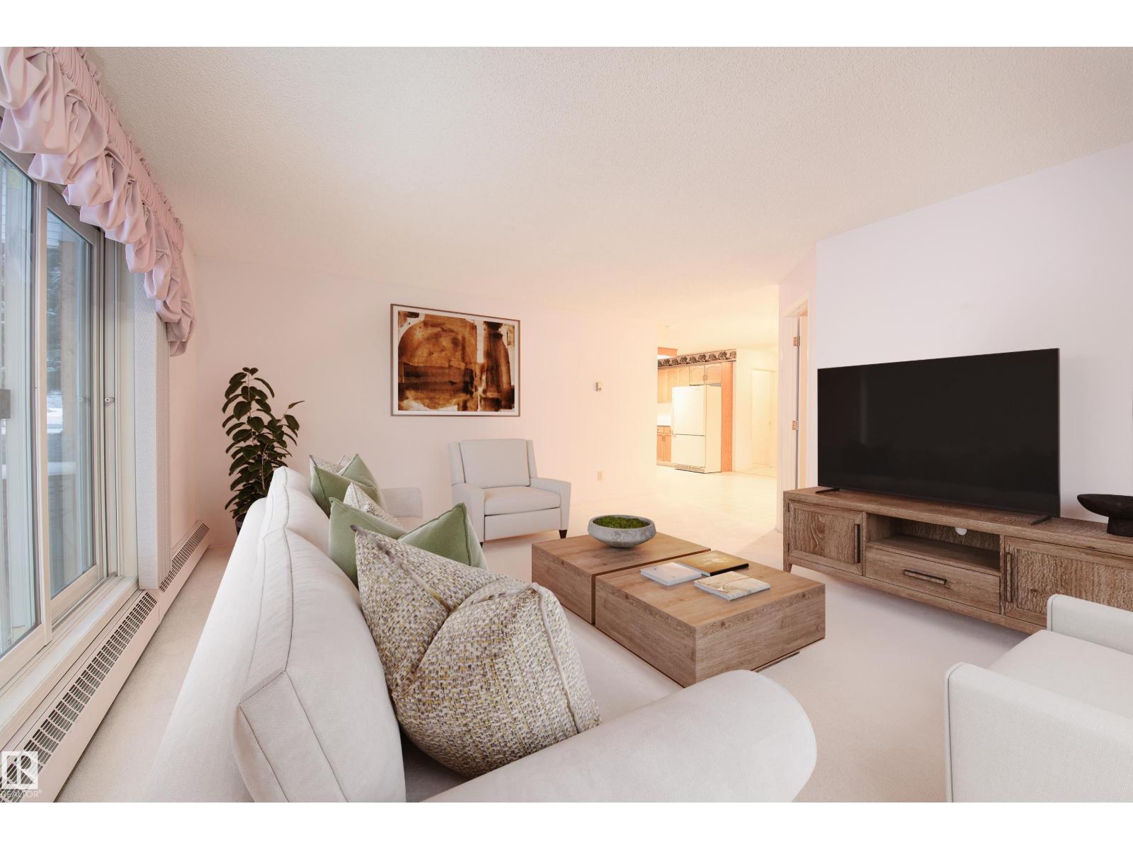 #111 10935 21 AV NW, Edmonton