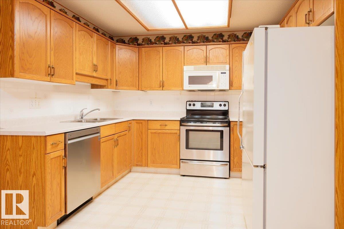 #111 10935 21 AV NW, Edmonton