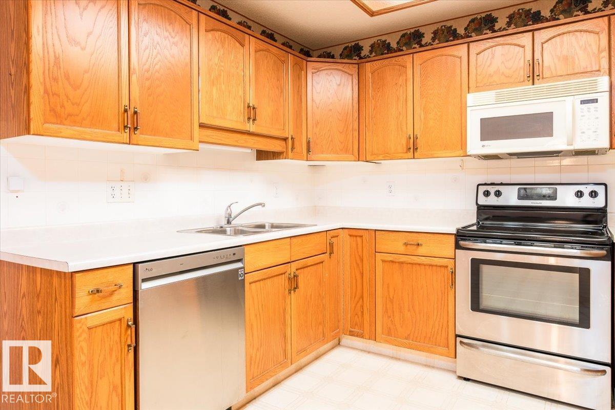 #111 10935 21 AV NW, Edmonton