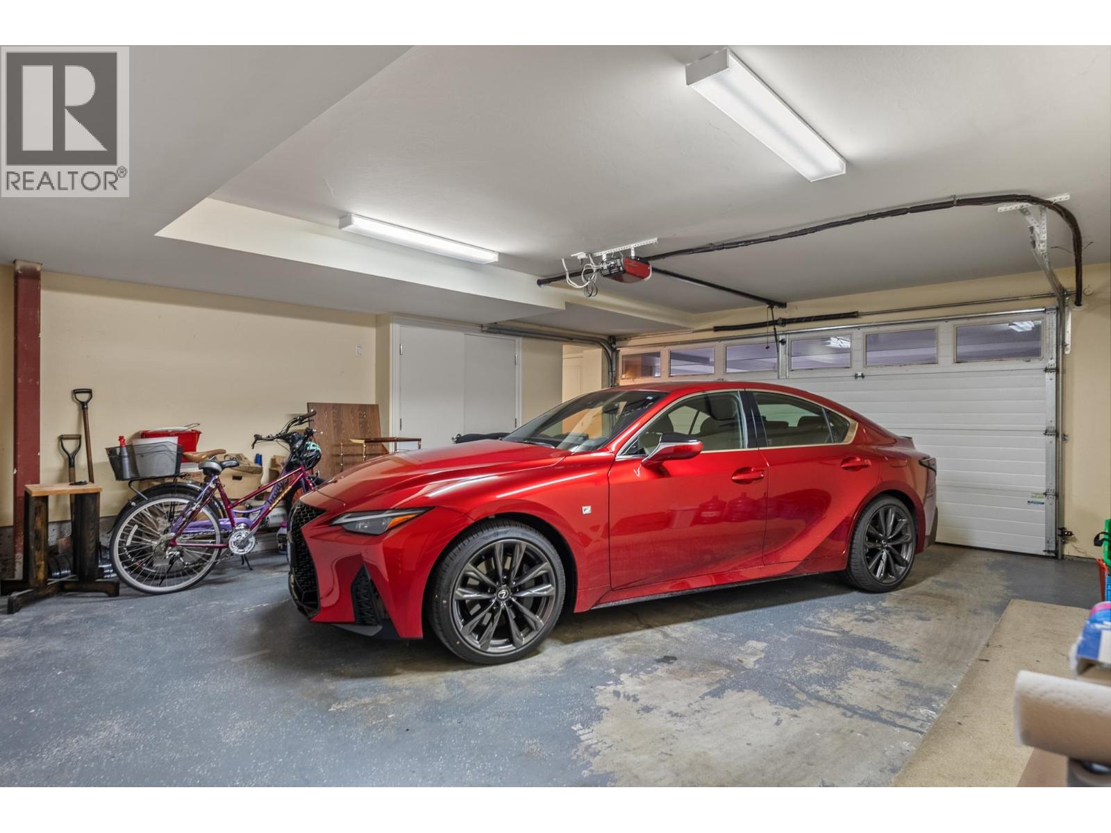 6461 DYKE Road, Richmond