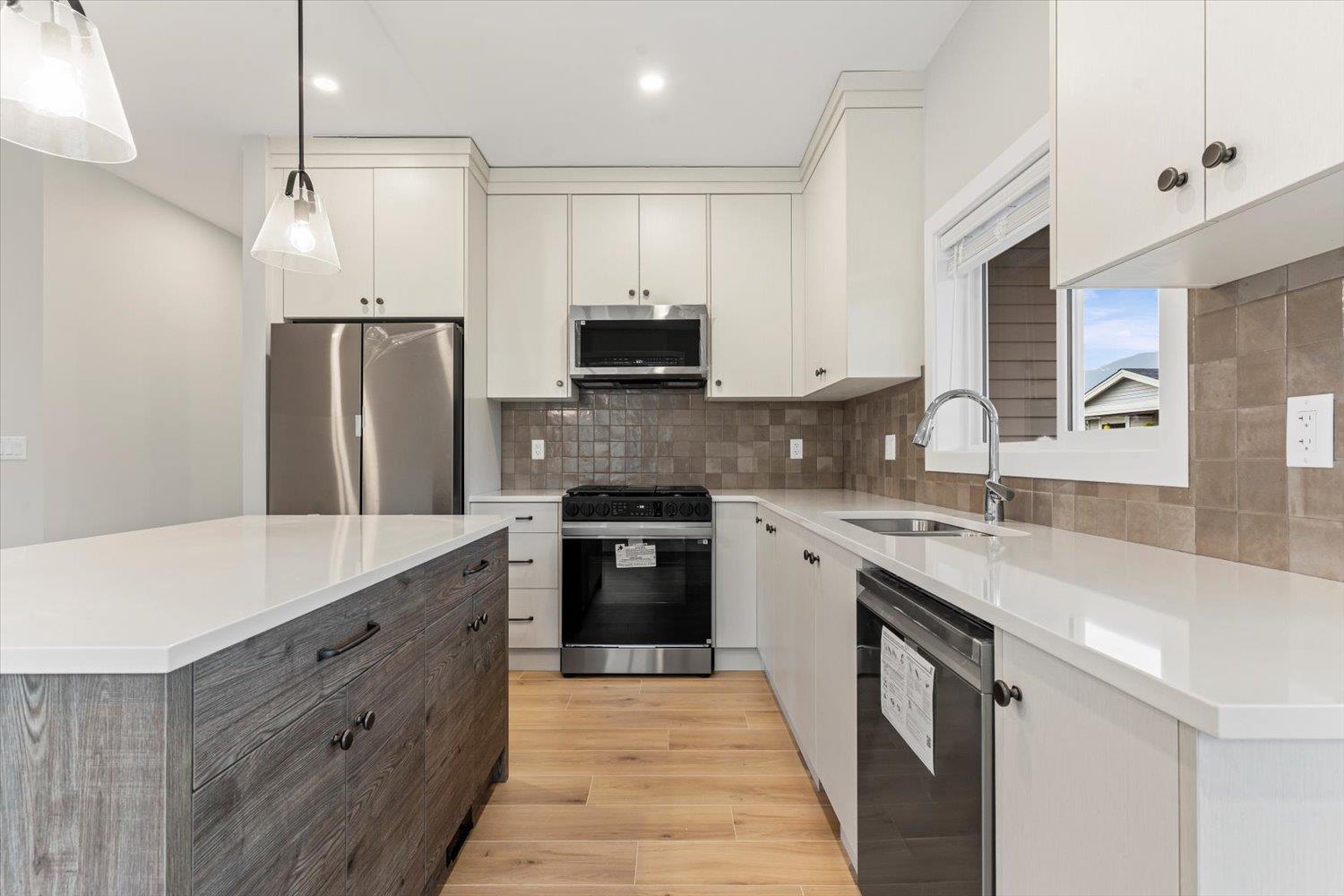 2 46058 BONNY AVENUE, Chilliwack Proper East, Chilliwack