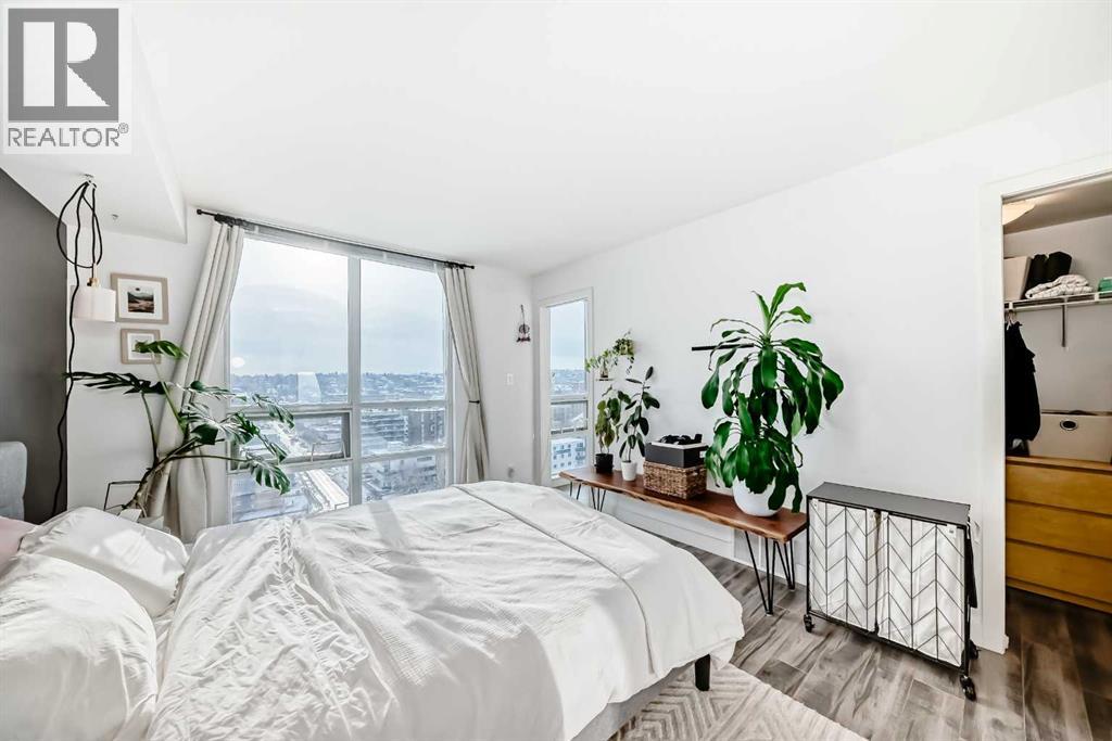 Single Family House for Sale in    Street SW Beltline Calgary 