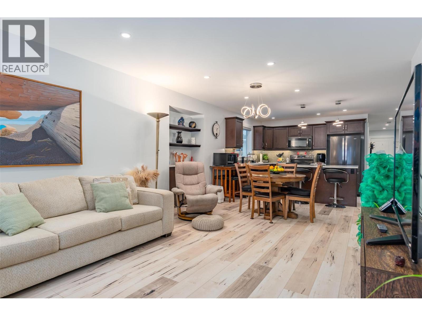 105 MOUNTAINSIDE Drive, Fruitvale