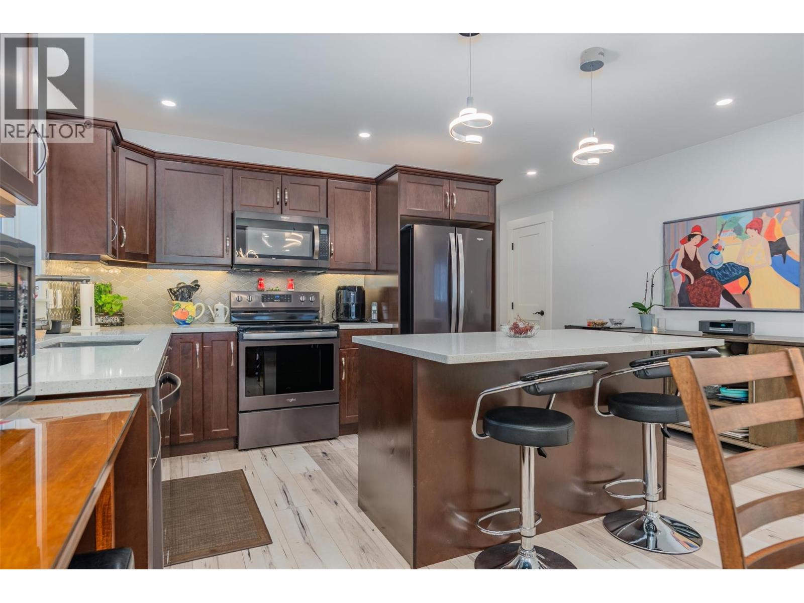 105 MOUNTAINSIDE Drive, Fruitvale