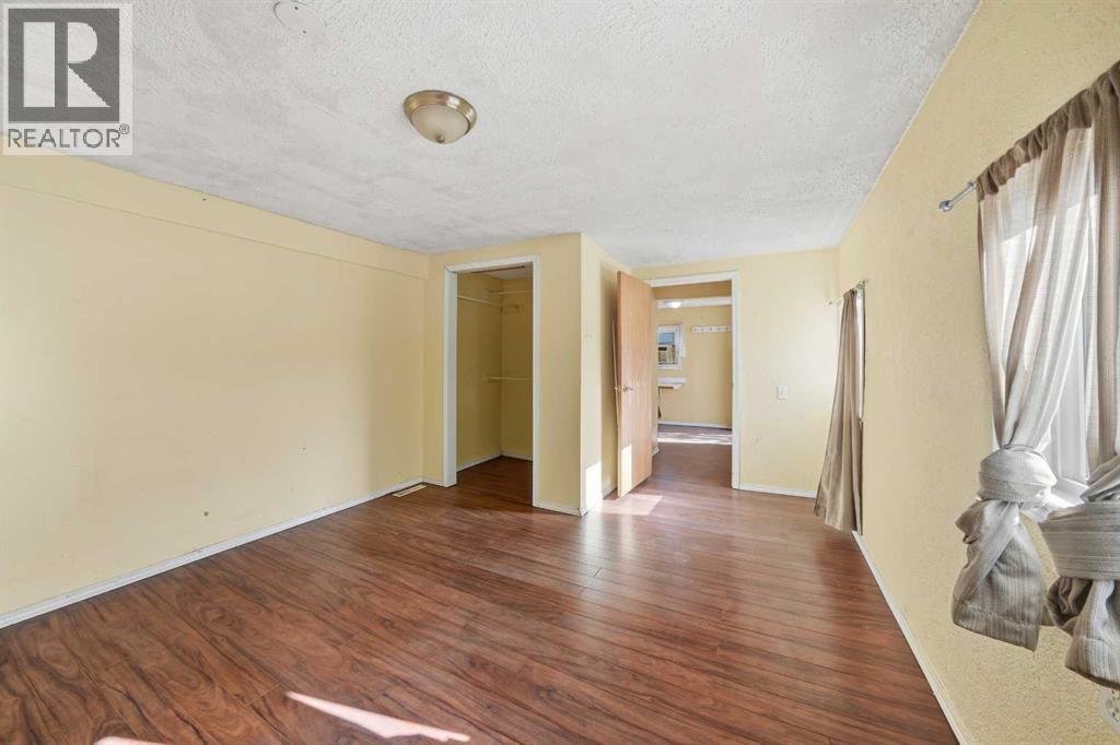 1221 Lucina Street, Penhold