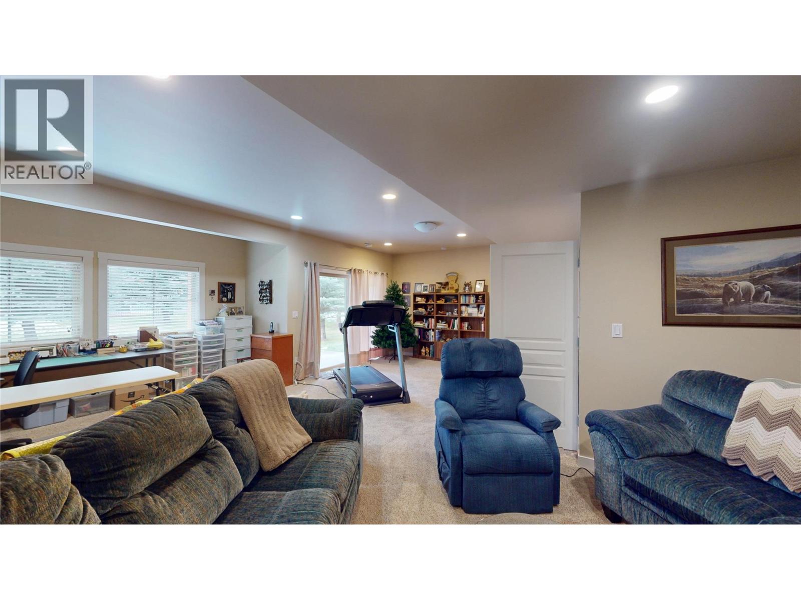 223 BOULDER Creek, Cranbrook