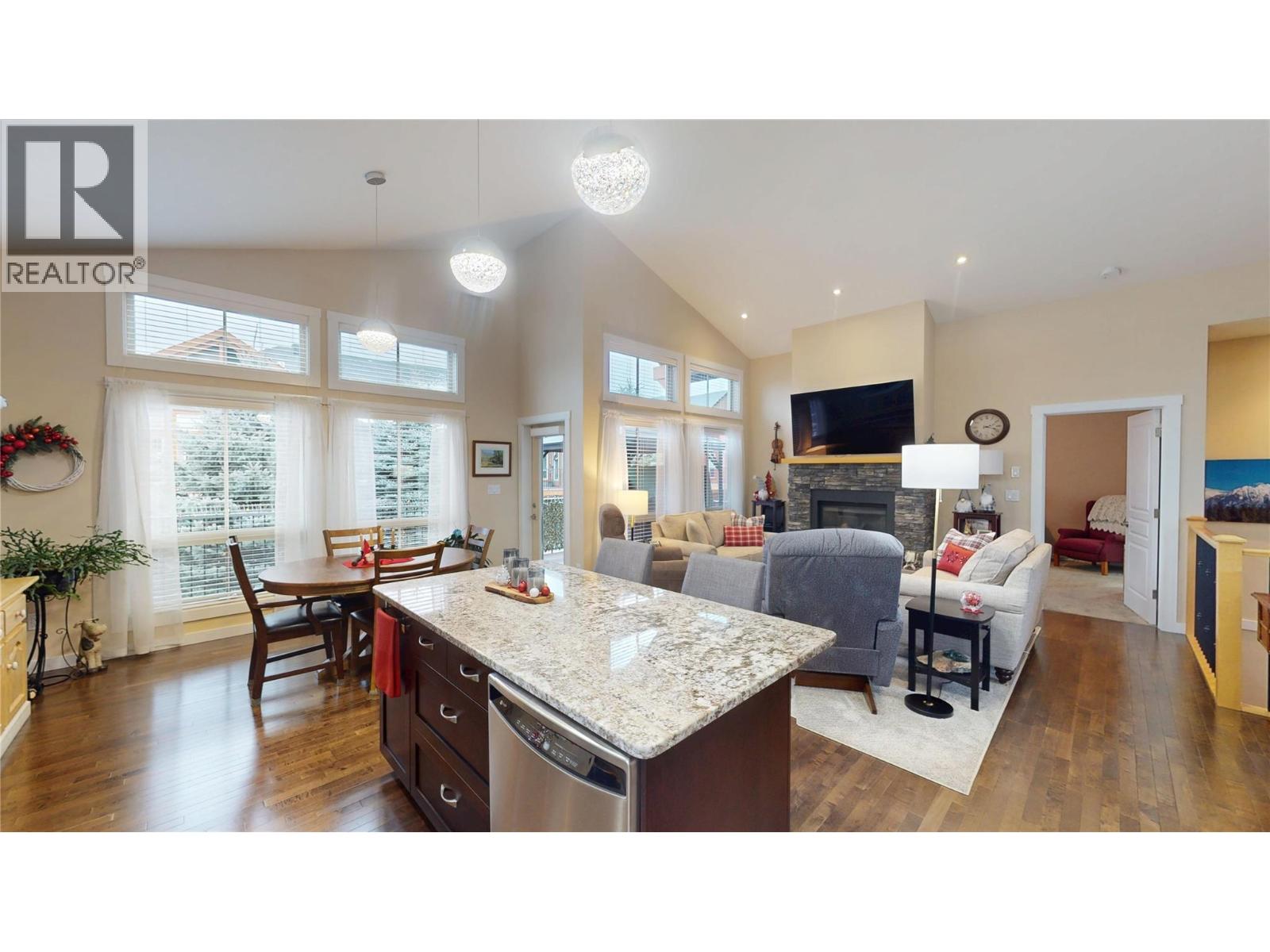 223 BOULDER Creek, Cranbrook