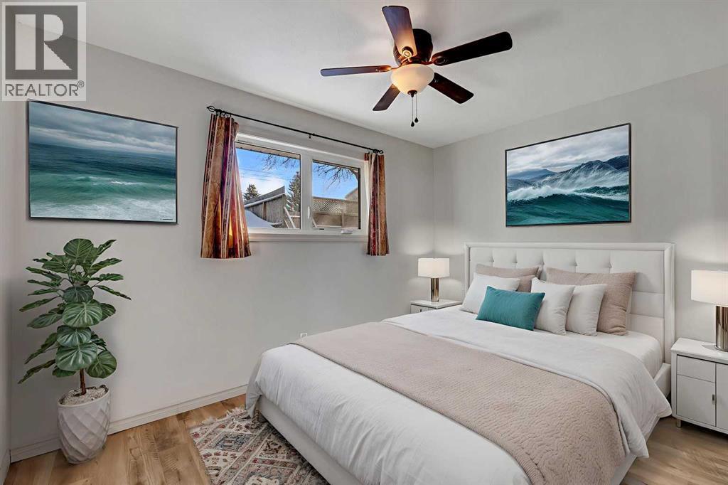 Single Family House Bi-level for Sale in  Doverview Road SE Dover Calgary 