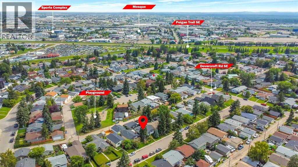 Single Family House Bi-level for Sale in  Doverview Road SE Dover Calgary 