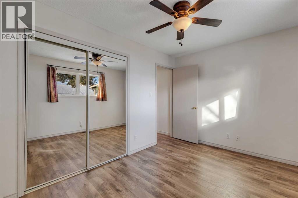 Single Family House Bi-level for Sale in  Doverview Road SE Dover Calgary 