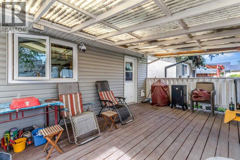 Single Family House Bi-level for Sale in  Doverview Road SE Dover Calgary 