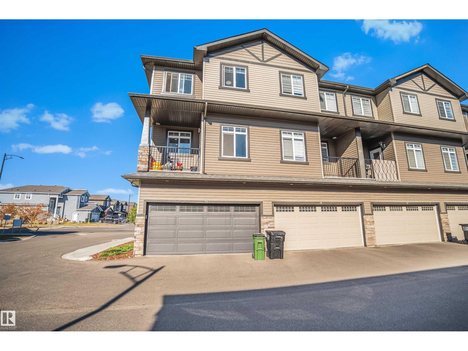 #19 1703 16 Ave AV NW NW, Edmonton