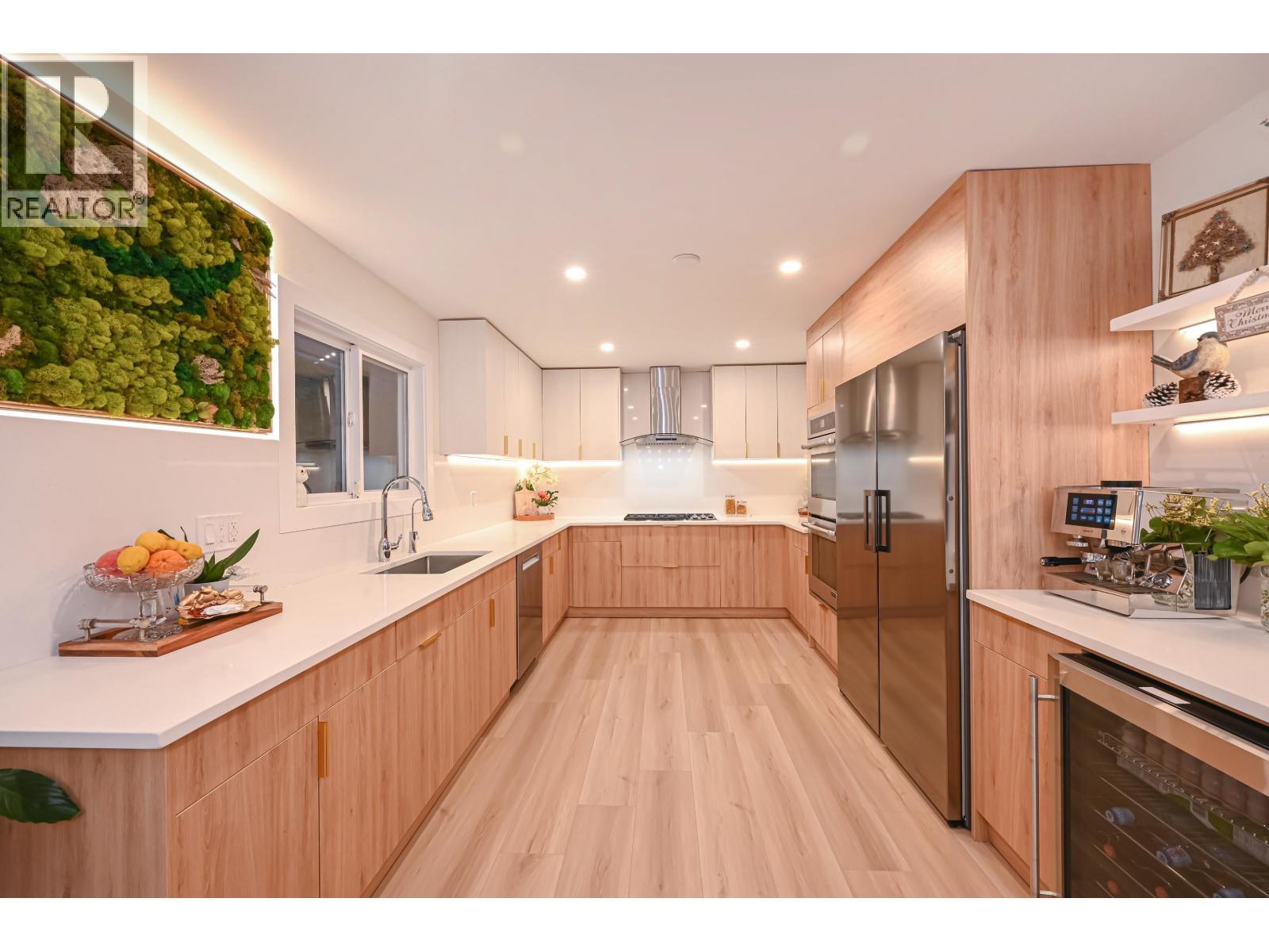 1409 WINDSOR Crescent, Delta