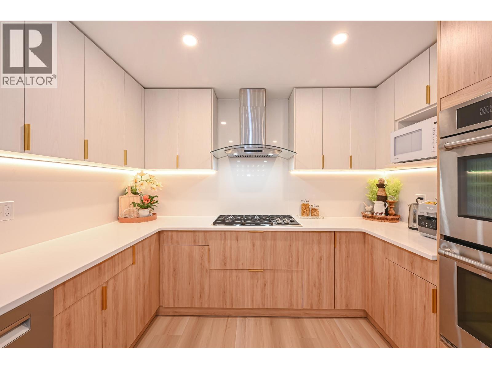 1409 WINDSOR Crescent, Delta