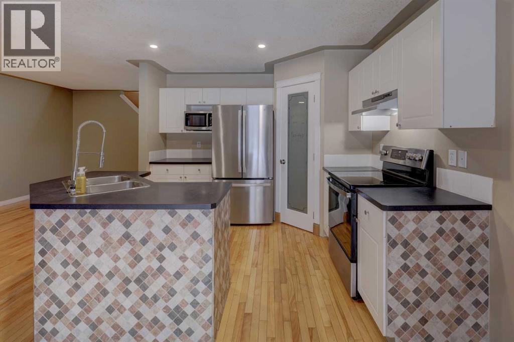 Single Family House for Sale in  Hidden Valley Drive NW Hidden Valley Calgary 