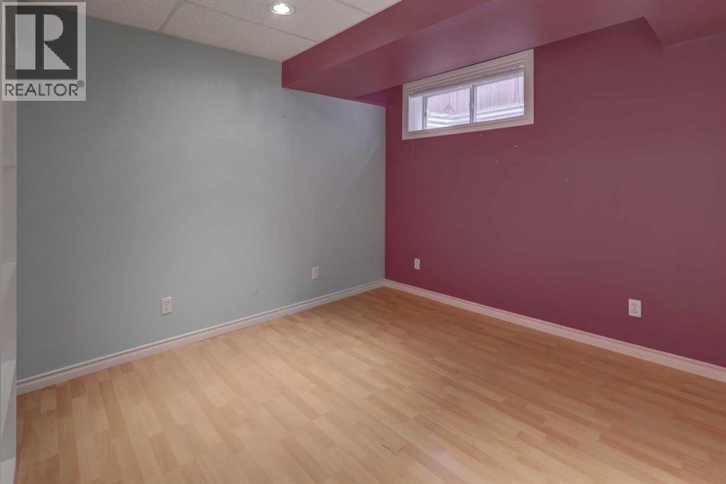 Single Family House for Sale in  Hidden Valley Drive NW Hidden Valley Calgary 