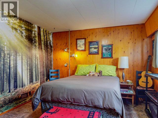 6906 HAMMOND STREET, Powell River