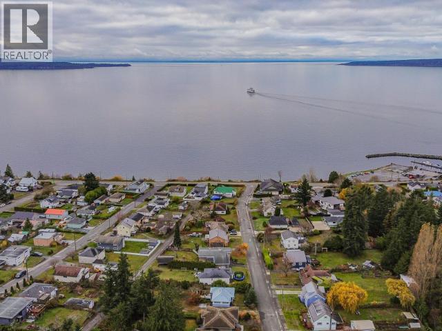 6906 HAMMOND STREET, Powell River