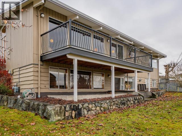 6906 HAMMOND STREET, Powell River