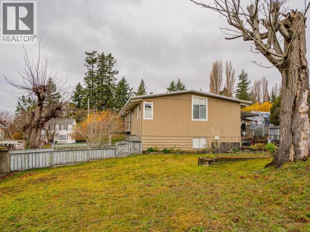 6906 HAMMOND STREET, Powell River