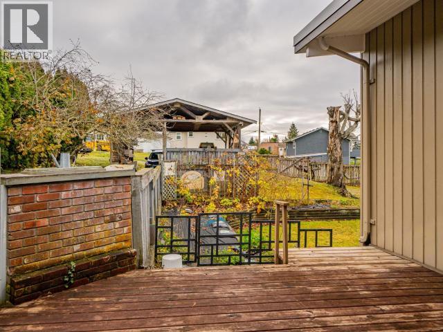 6906 HAMMOND STREET, Powell River
