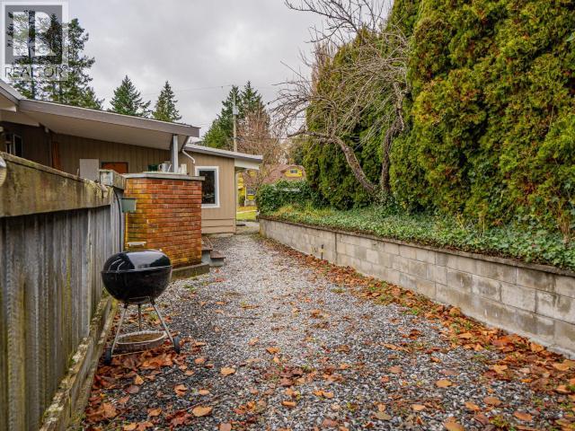 6906 HAMMOND STREET, Powell River